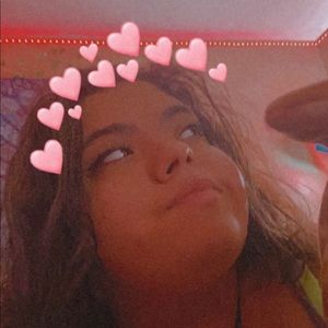 Meet your Posher, Leiloni